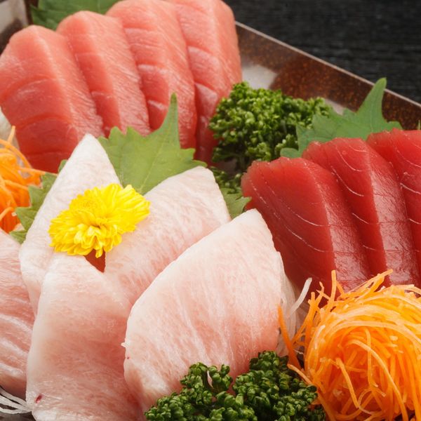 豊岡で営業している割烹料理店・の会席料理もぜひお楽しみください